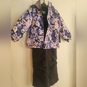 Iceburg Brand New Girls Snow Suits w Bibs For Sale